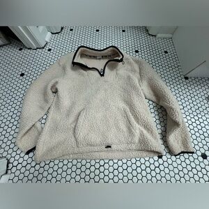 Pink Victoria’s Secret pullover Sherpa polyester size large